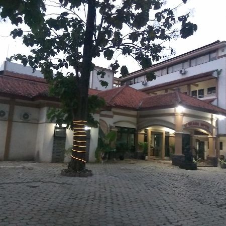 Graha Hotel Sragen Экстерьер фото