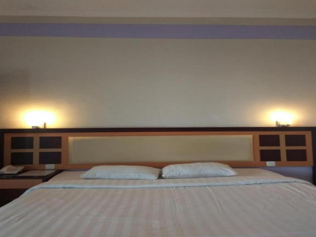 Graha Hotel Sragen Экстерьер фото